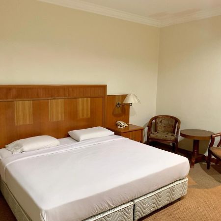 New Grand Hotel Keningau Экстерьер фото
