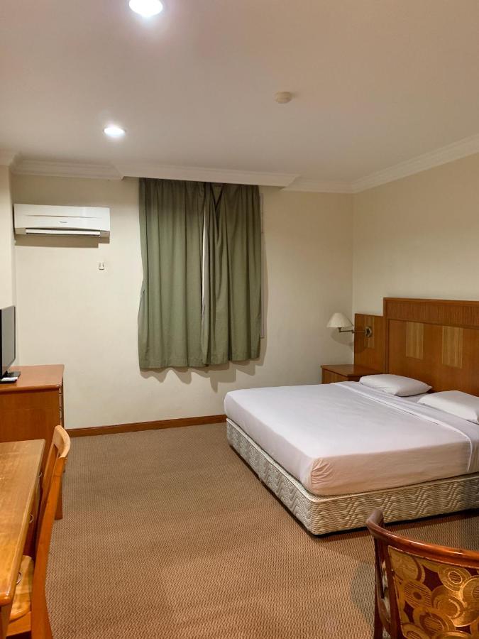 New Grand Hotel Keningau Экстерьер фото